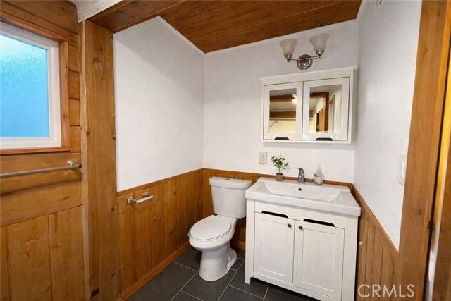 23622 Scenic Drive, Crestline, CA 92325