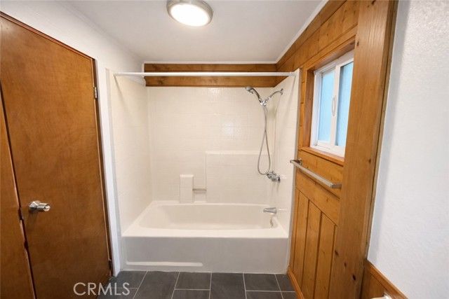 23622 Scenic Drive, Crestline, CA 92325