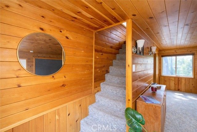 23622 Scenic Drive, Crestline, CA 92325