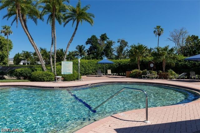 7030 Lone Oak BLVD, Naples, FL 34109