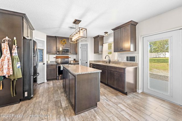 12299 Lark Sparrow Road, Weeki Wachee, FL 34614