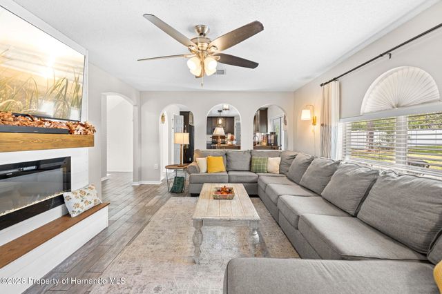 12299 Lark Sparrow Road, Weeki Wachee, FL 34614