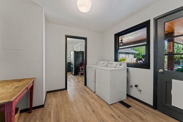 1201 E Park Street, Grants Pass, OR 97527