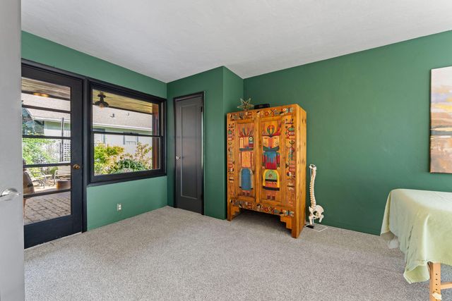 1201 E Park Street, Grants Pass, OR 97527