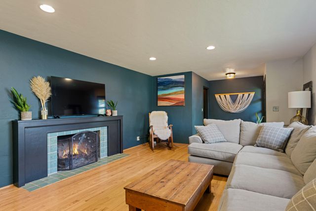 1201 E Park Street, Grants Pass, OR 97527