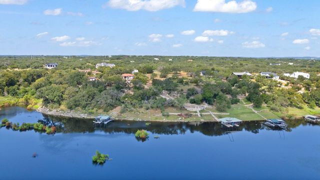 1517 Likeness RD, Spicewood, TX 78669