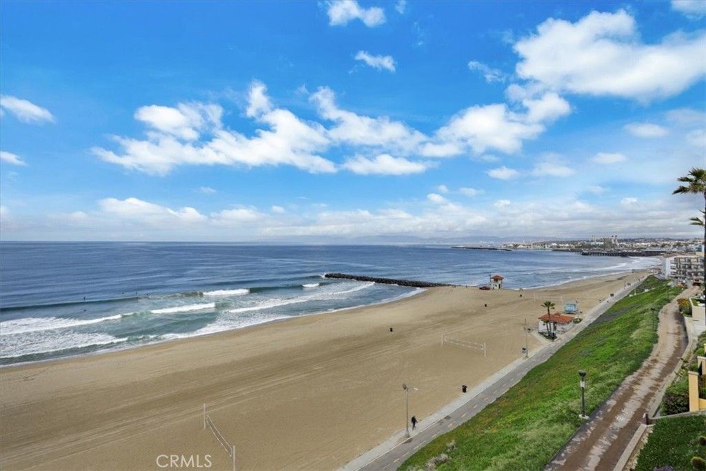 721 Esplanade 403, Redondo Beach, CA 90277