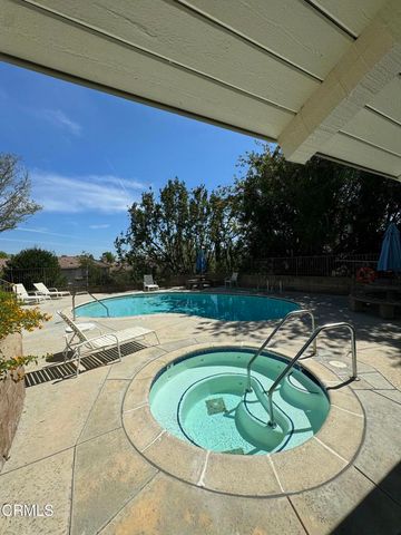 741 Warwick Avenue, Thousand Oaks, CA 91360