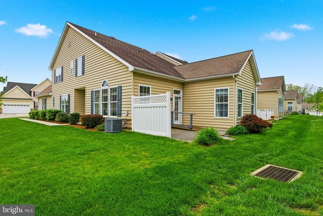 1720 WISTERIA LN, West Chester, PA 19380