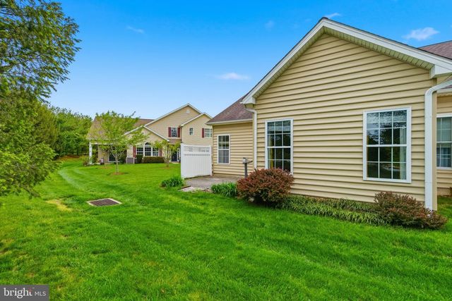 1720 WISTERIA LN, West Chester, PA 19380