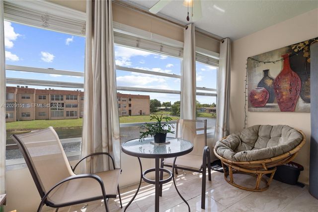 9340 Sunrise Lakes Blvd 209, Sunrise, FL 33322