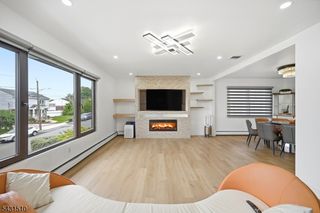 55 17Th Ave, Elmwood Park Boro, NJ 07407