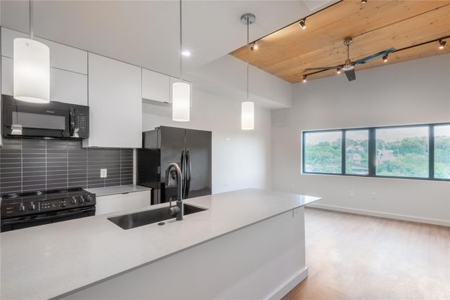 3515 Webberville RD Canopy, Austin, TX 78702
