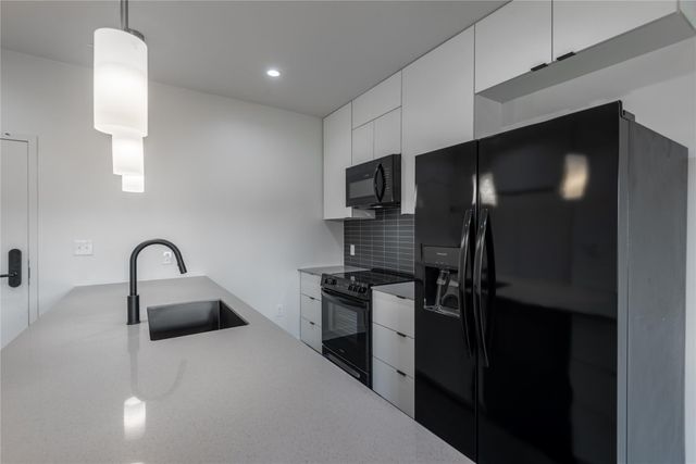 3515 Webberville RD Canopy, Austin, TX 78702