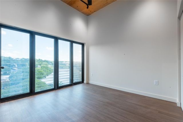3515 Webberville RD Canopy, Austin, TX 78702