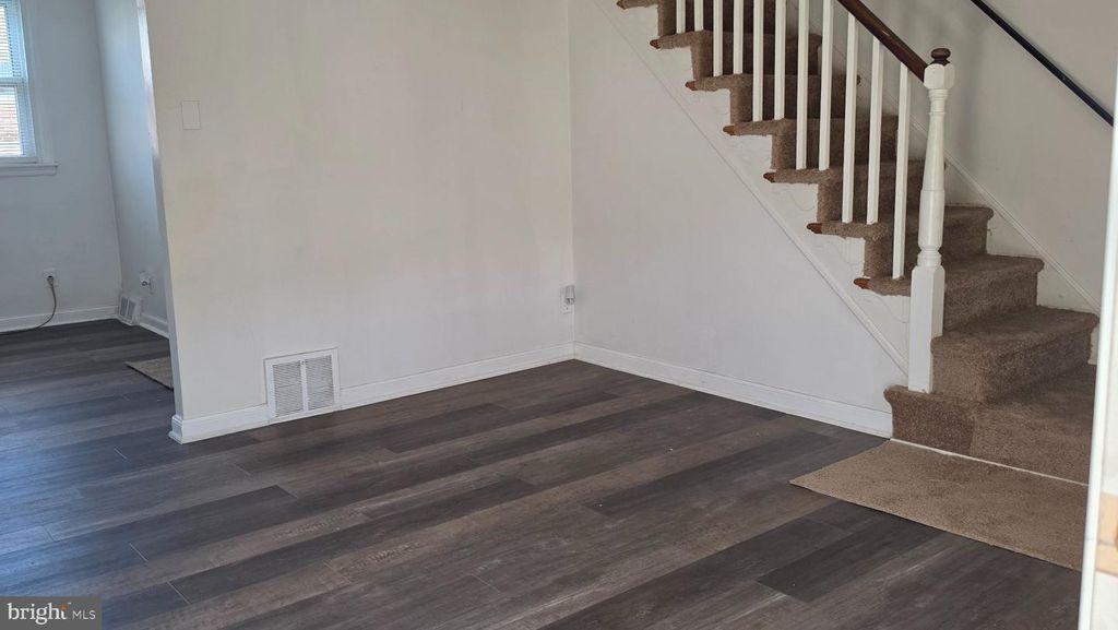 4615 WEYMOUTH, PHILADELPHIA, PA 19120 — photo 3