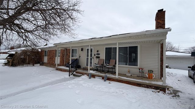 23175 Gladhill Lane, St. Clair Shores, MI 48080