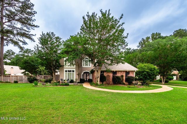 628 Kinsington Court, Ridgeland, MS 39157