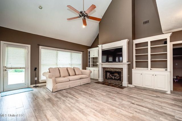 628 Kinsington Court, Ridgeland, MS 39157