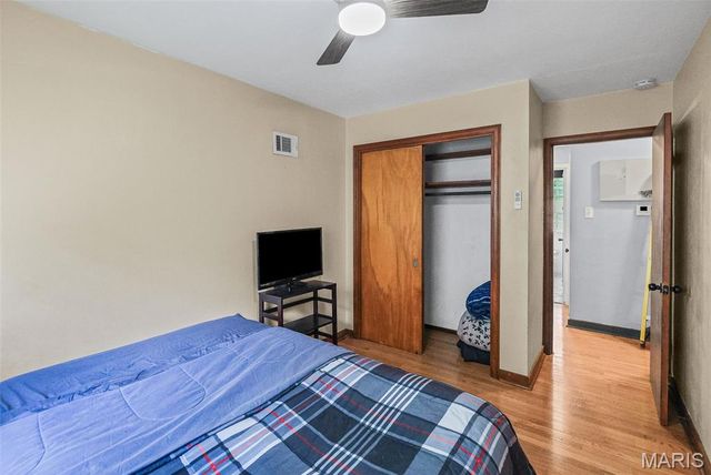306 Roberta Avenue, St Louis, MO 63135