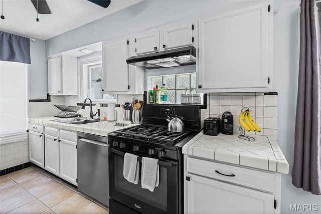 306 Roberta Avenue, St Louis, MO 63135