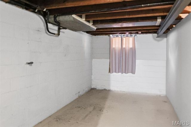 306 Roberta Avenue, St Louis, MO 63135