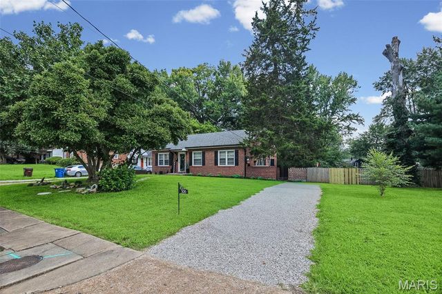 306 Roberta Avenue, St Louis, MO 63135