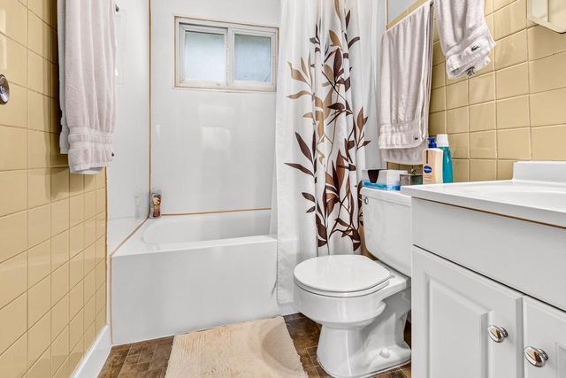 7227 S 37th PLACE, Franklin, WI 53132