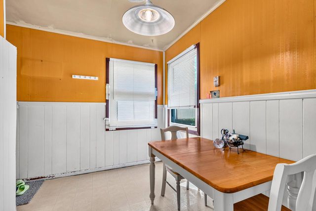 7227 S 37th PLACE, Franklin, WI 53132