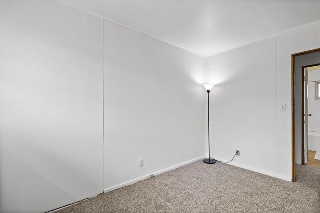 7227 S 37th PLACE, Franklin, WI 53132