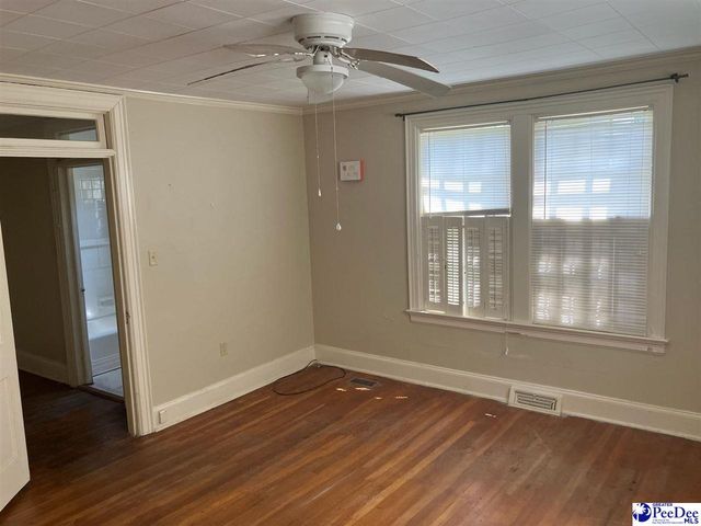 115 Carolina Ave, Lake City, SC 29560