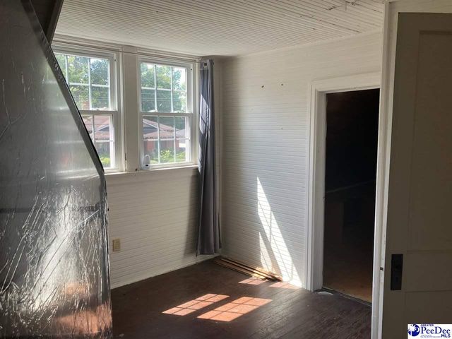 115 Carolina Ave, Lake City, SC 29560