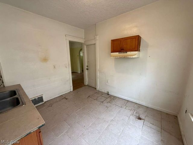 4309 E 128th Street, Cleveland, OH 44105