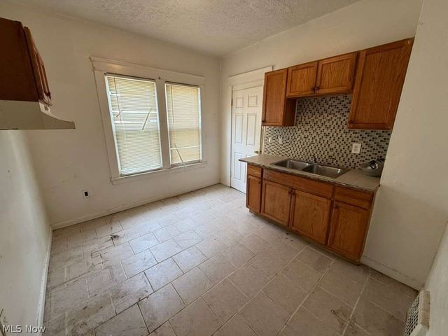 4309 E 128th Street, Cleveland, OH 44105