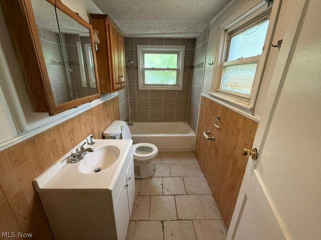 4309 E 128th Street, Cleveland, OH 44105