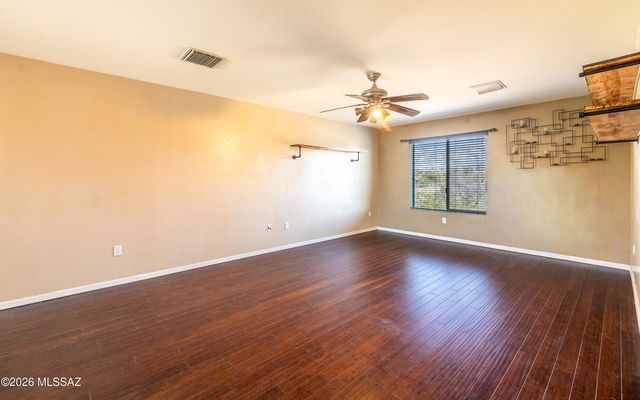 2739 S Pantano Edge Drive, Tucson, AZ 85730