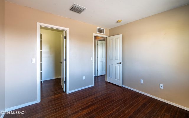 2739 S Pantano Edge Drive, Tucson, AZ 85730