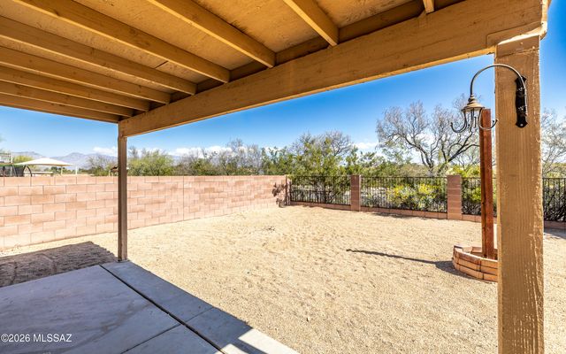 2739 S Pantano Edge Drive, Tucson, AZ 85730