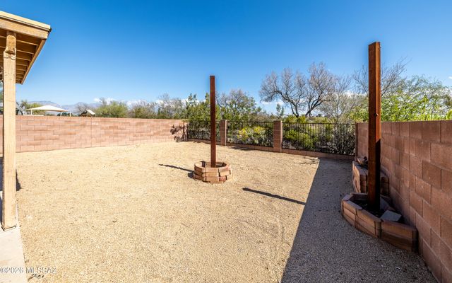 2739 S Pantano Edge Drive, Tucson, AZ 85730