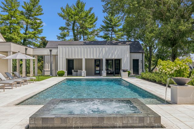 7004 Crews Ln, Brentwood, TN 37027