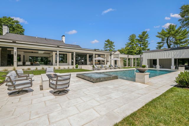 7004 Crews Ln, Brentwood, TN 37027