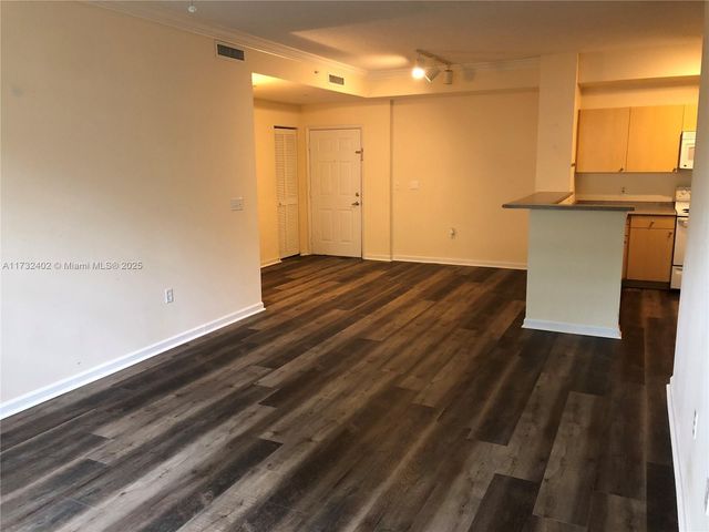 1919 Van Buren St 104A, Hollywood, FL 33020