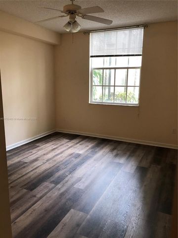 1919 Van Buren St 104A, Hollywood, FL 33020
