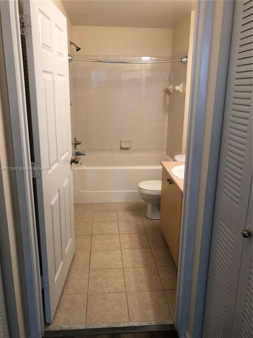 1919 Van Buren St 104A, Hollywood, FL 33020