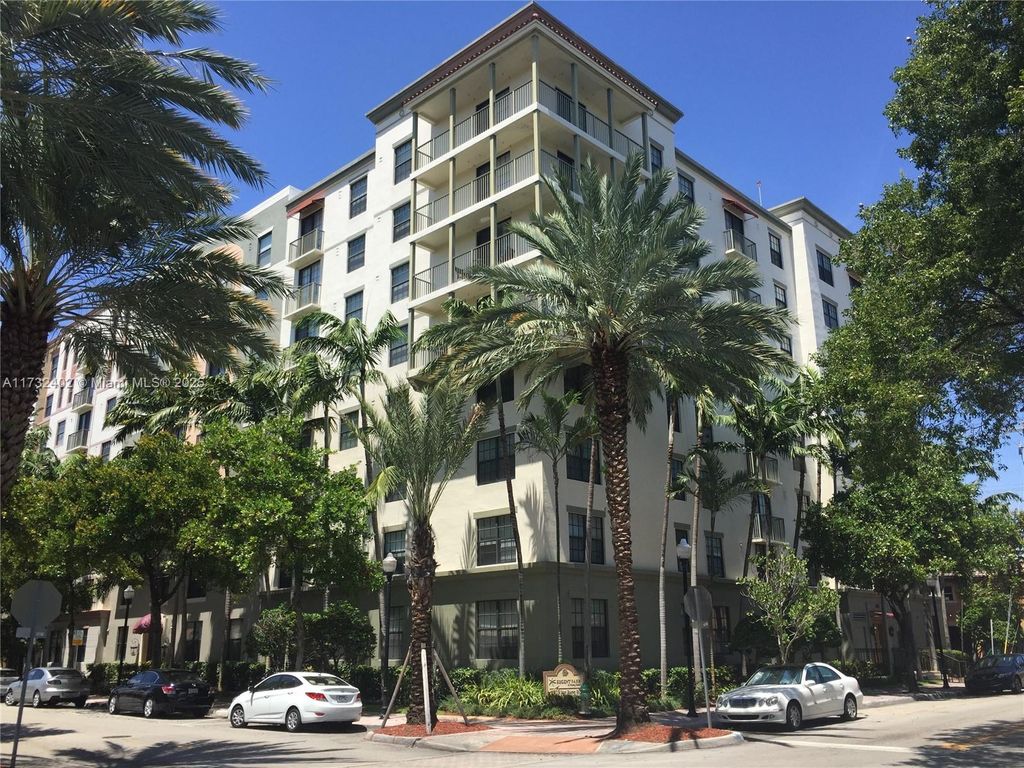 1919 Van Buren St 104A, Hollywood, FL 33020