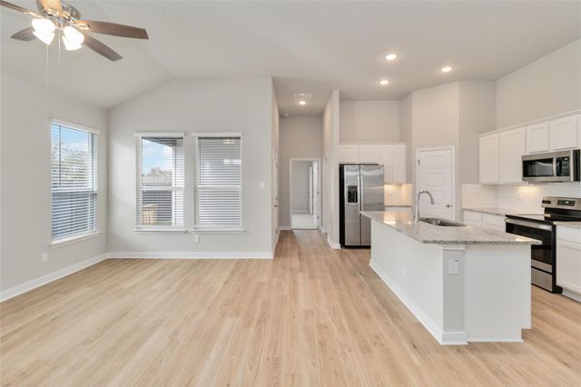 1020 Staglin ST A, Buda, TX 78610