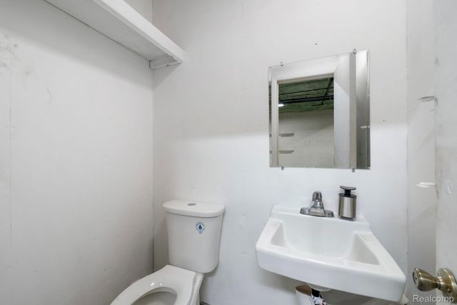 23208 GreaterMack Avenue unit B, St. Clair Shores, MI 48080