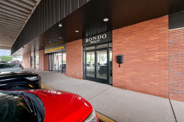 23208 GreaterMack Avenue unit B, St. Clair Shores, MI 48080
