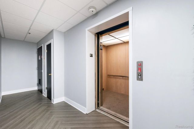 23208 GreaterMack Avenue unit B, St. Clair Shores, MI 48080