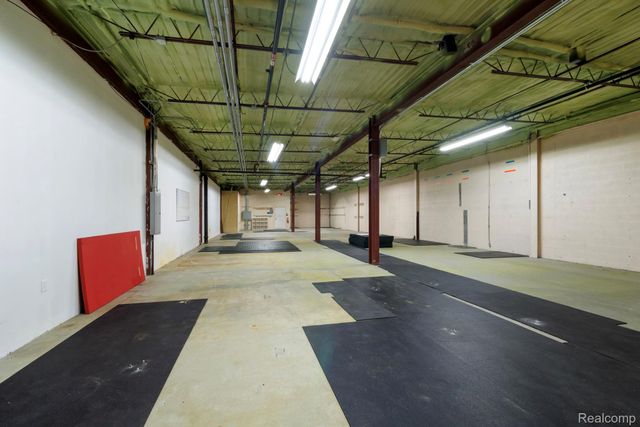 23208 GreaterMack Avenue unit B, St. Clair Shores, MI 48080